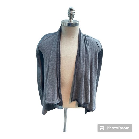 Blank NYC Black Drape Front Mixed Media Faux Leather Moto Jacket Size Small - Picture 4 of 13